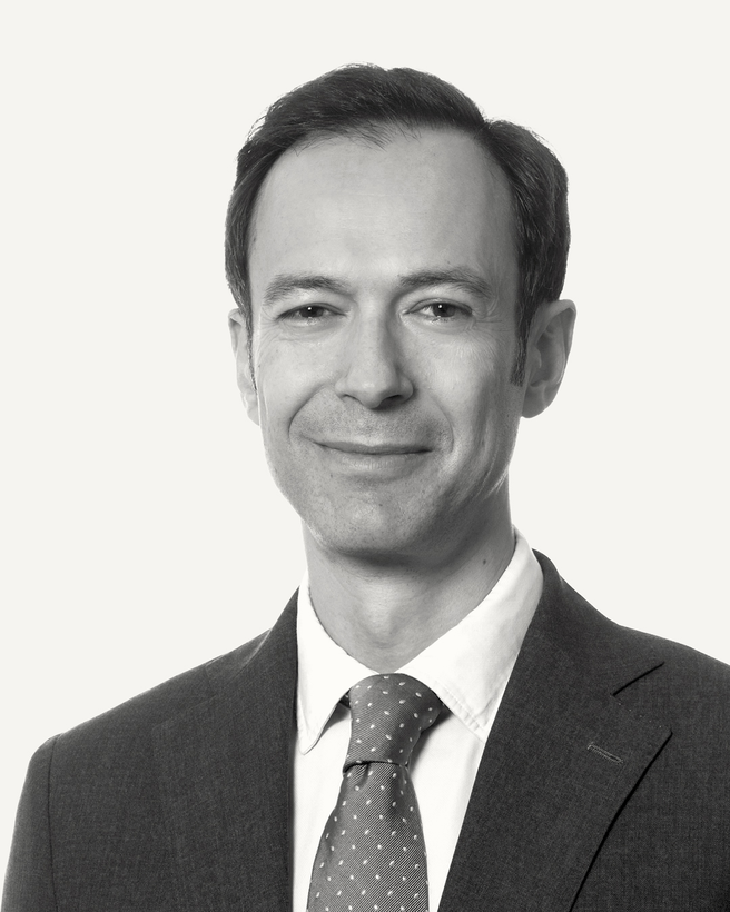 Russell  Warren