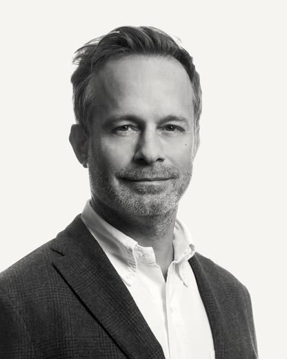 Aaron  Stephens