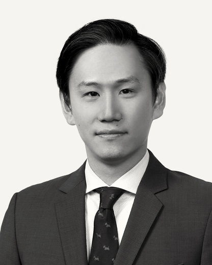 Jonathan H Shin