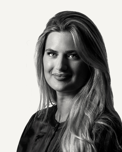 Lorna  Maupilé