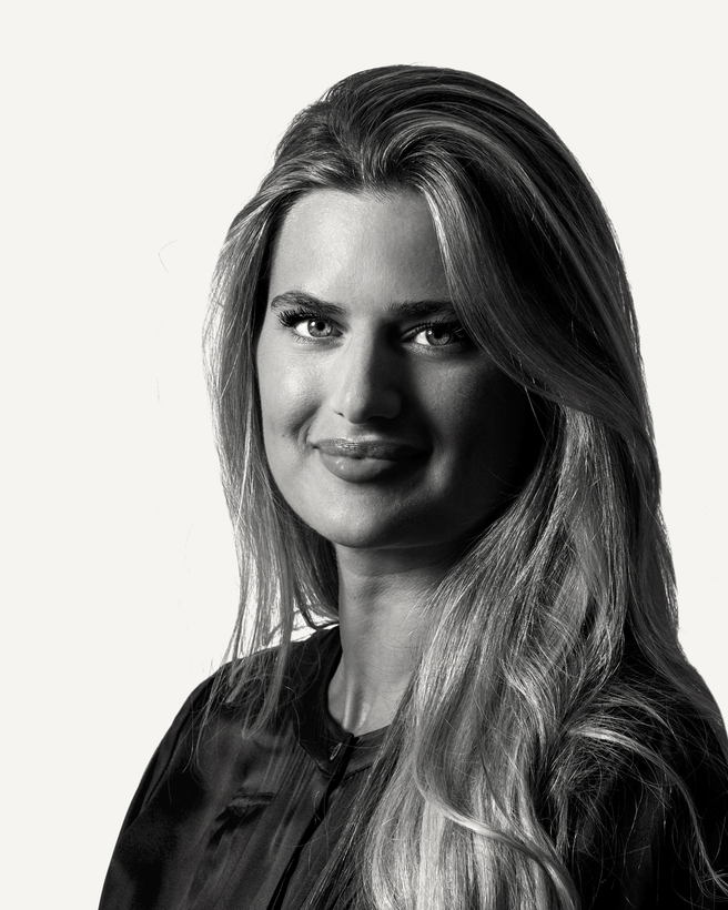 Lorna  Maupilé