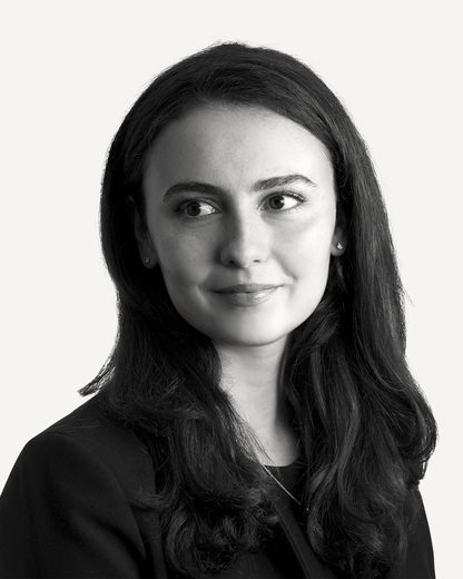 Camilla  Akbari