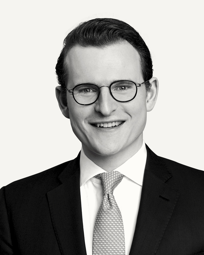 Dr. Peter  Stainer